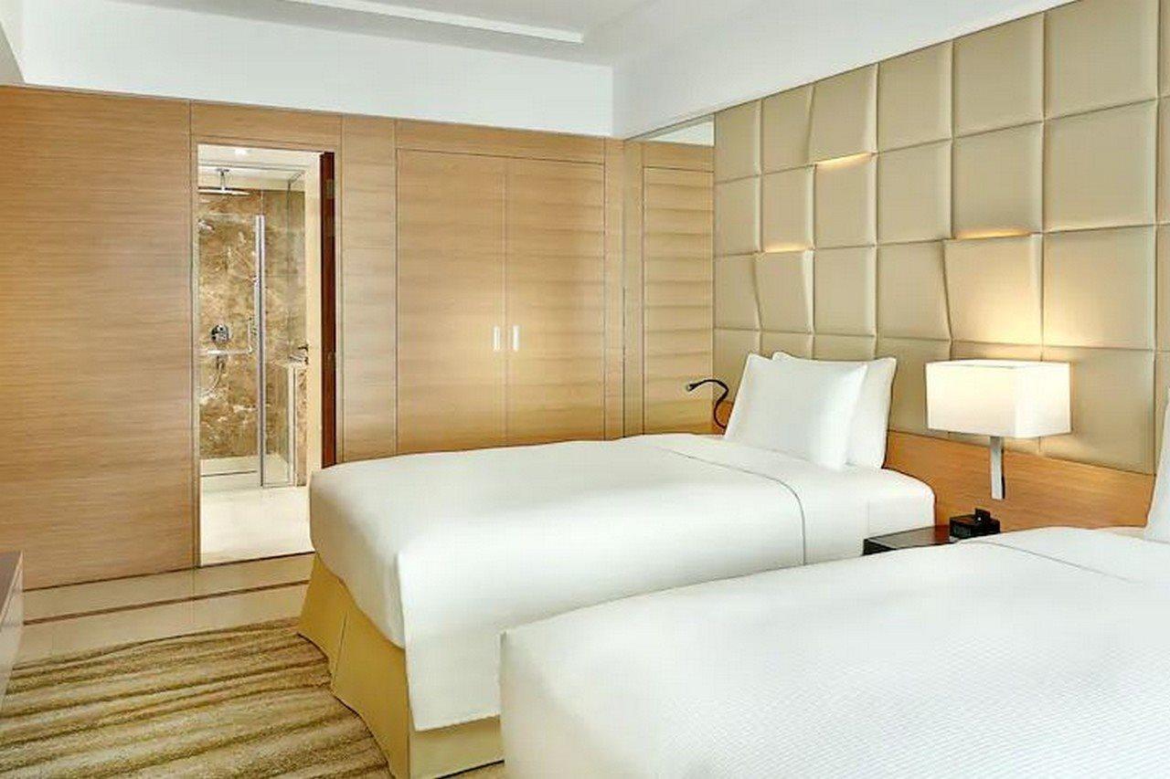 Doubletree By Hilton Hotel Riyadh - Al Muroj Business Gate Kültér fotó