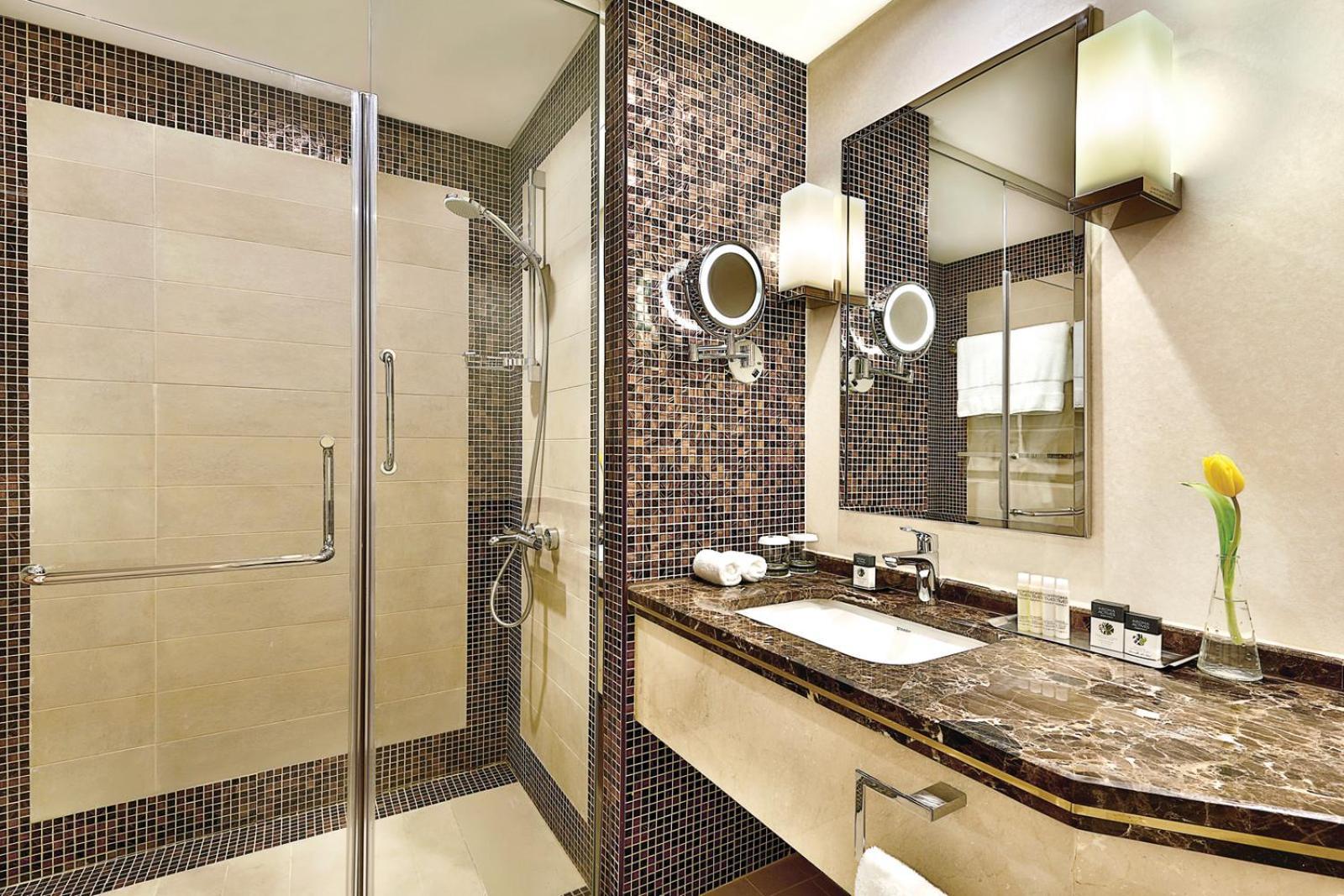 Doubletree By Hilton Hotel Riyadh - Al Muroj Business Gate Kültér fotó
