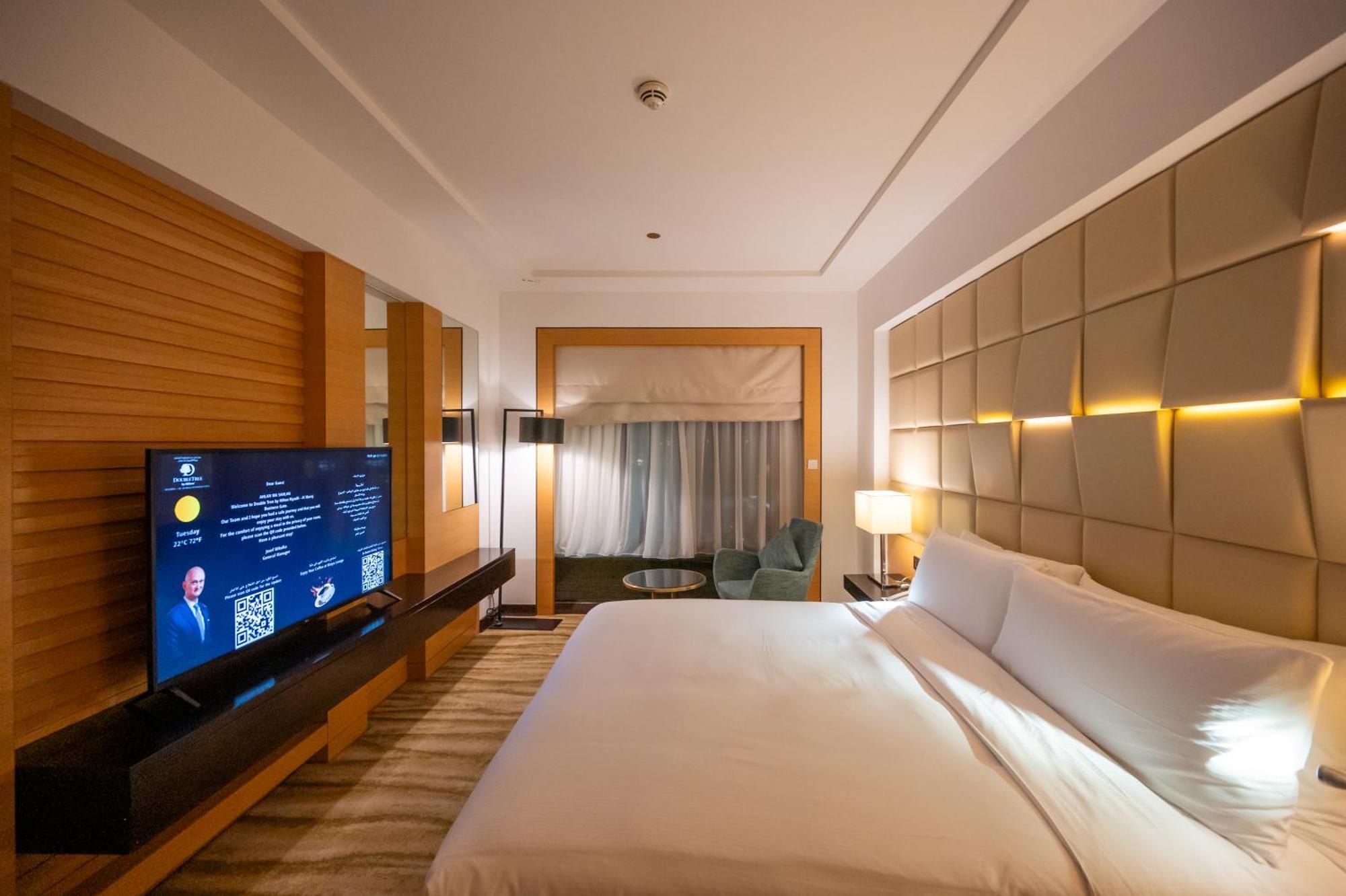 Doubletree By Hilton Hotel Riyadh - Al Muroj Business Gate Kültér fotó