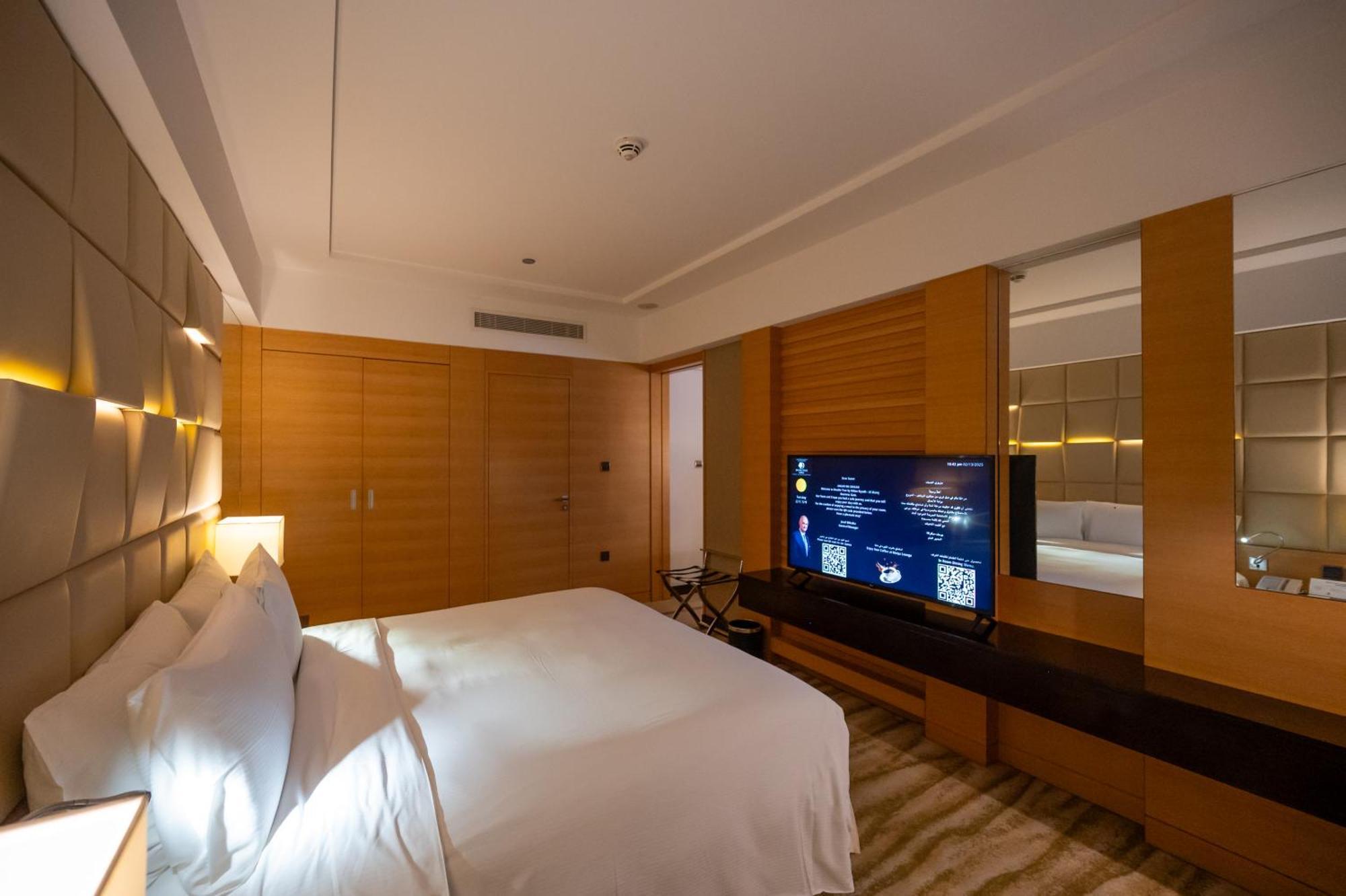 Doubletree By Hilton Hotel Riyadh - Al Muroj Business Gate Kültér fotó