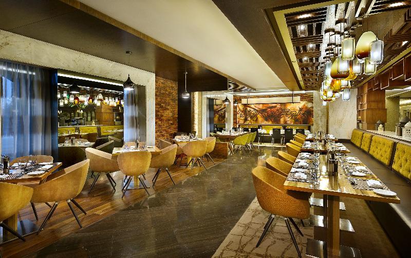 Doubletree By Hilton Hotel Riyadh - Al Muroj Business Gate Kültér fotó